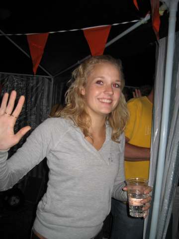 6KAMP 2006 Dorpshuis Vierhouten (Oranje/ijsvereniging)